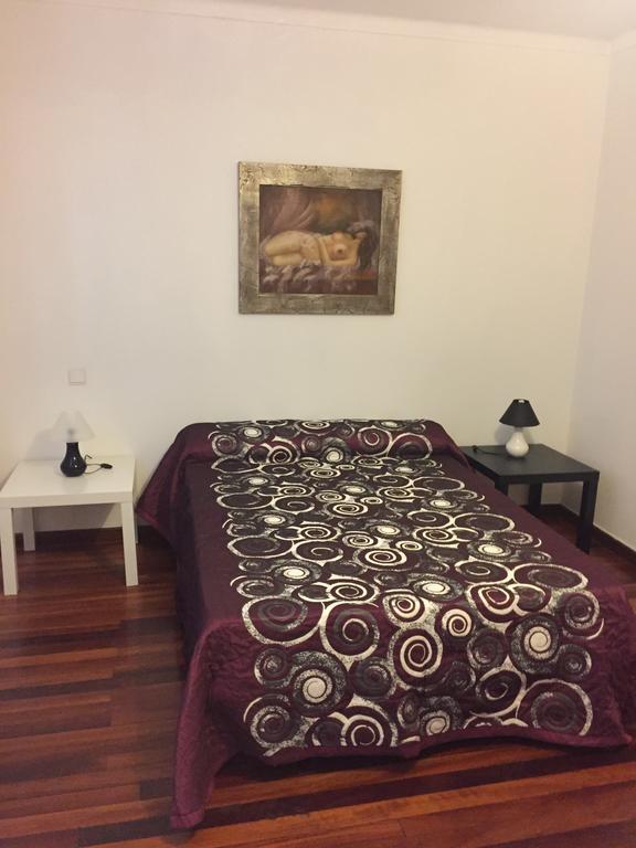 Casinha Das Cortes Apartment Вила Нова де Сервейра Екстериор снимка