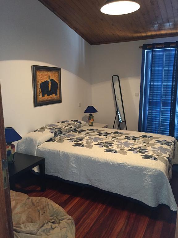 Casinha Das Cortes Apartment Вила Нова де Сервейра Екстериор снимка